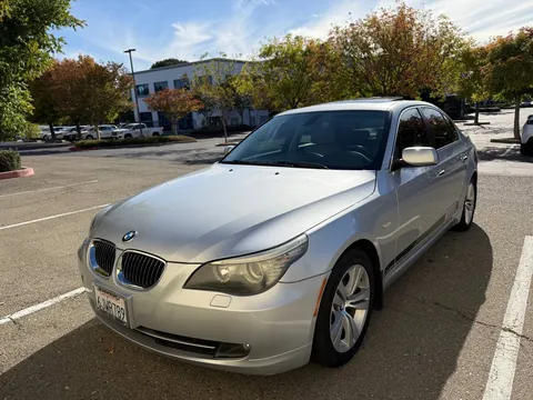 2010 BMW 528i
