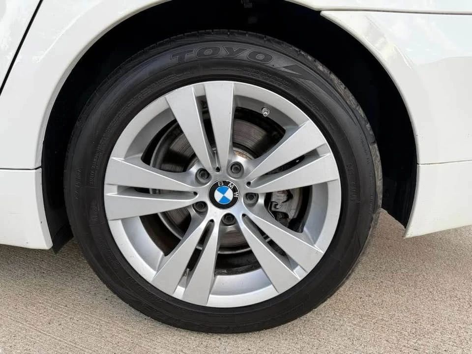 2010 BMW E60 5 Series Sedan - Image 17 of 20