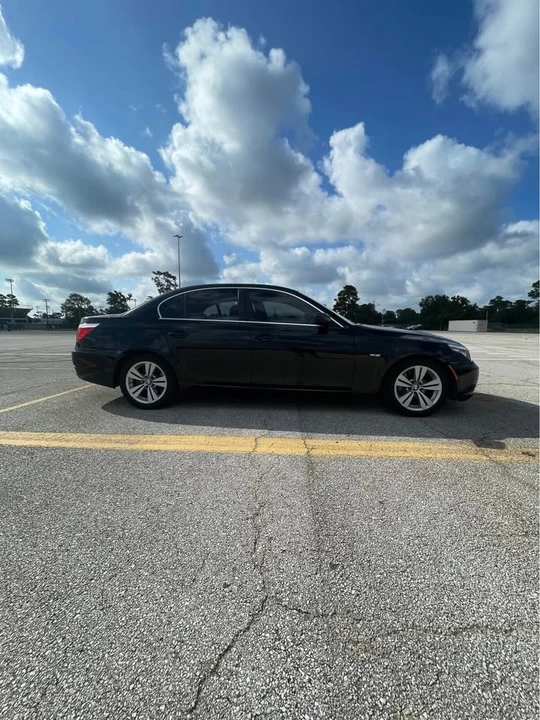 2010 BMW E60 5 Series Sedan - Image 3 of 9