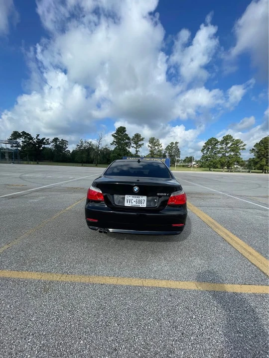 2010 BMW E60 5 Series Sedan - Image 4 of 9