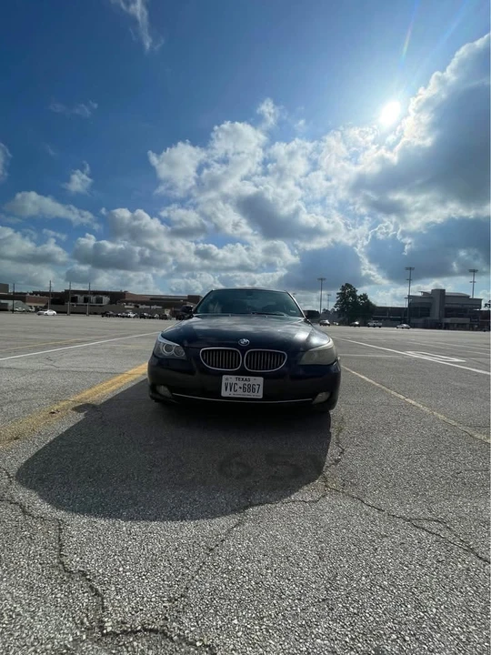 2010 BMW E60 5 Series Sedan - Image 2 of 9