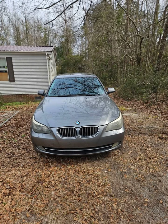 2010 BMW E60 5 Series Sedan - Image 2 of 3