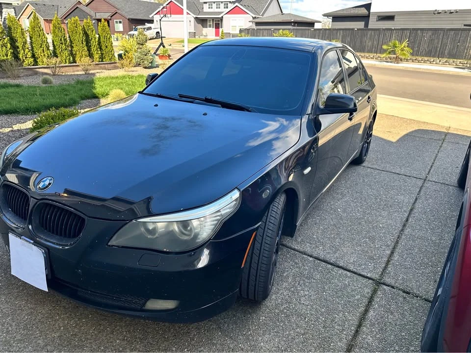 2010 BMW E60 5 Series Sedan - Image 2 of 9