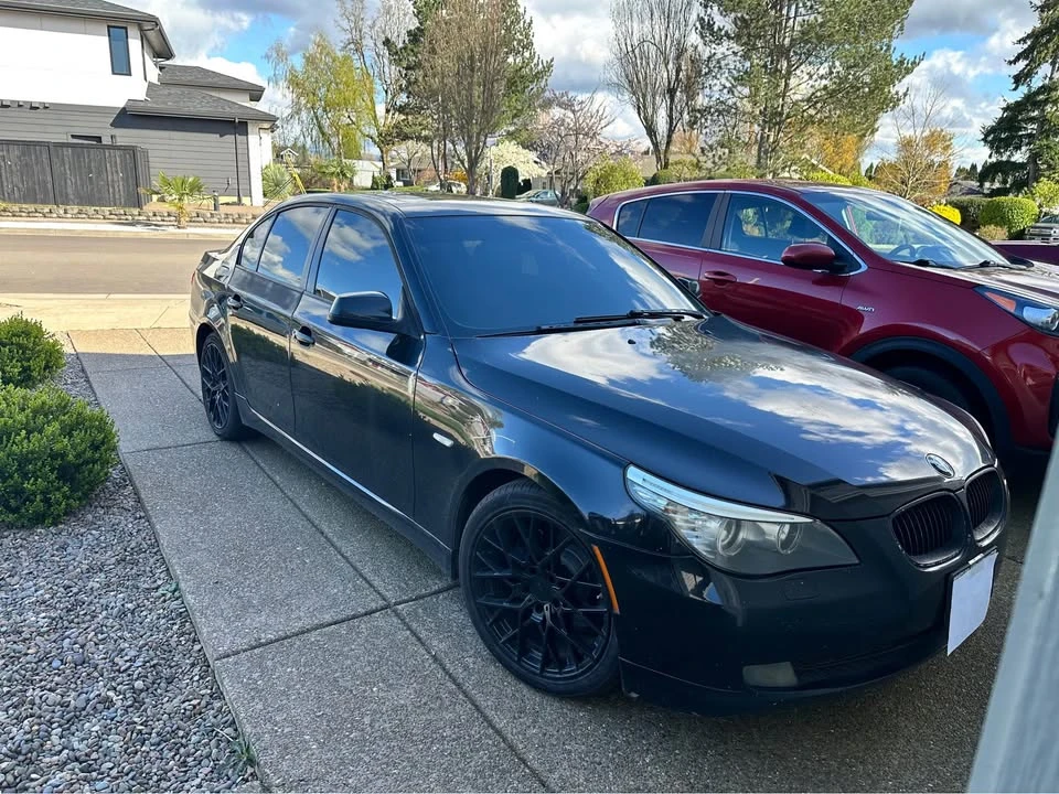 2010 BMW E60 5 Series Sedan - Image 4 of 9