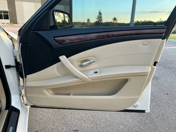 2010 BMW E60 5 Series Sedan - Image 13 of 17