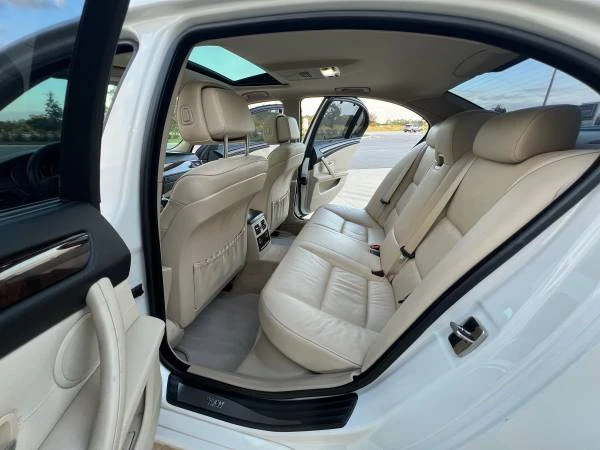2010 BMW E60 5 Series Sedan - Image 6 of 17