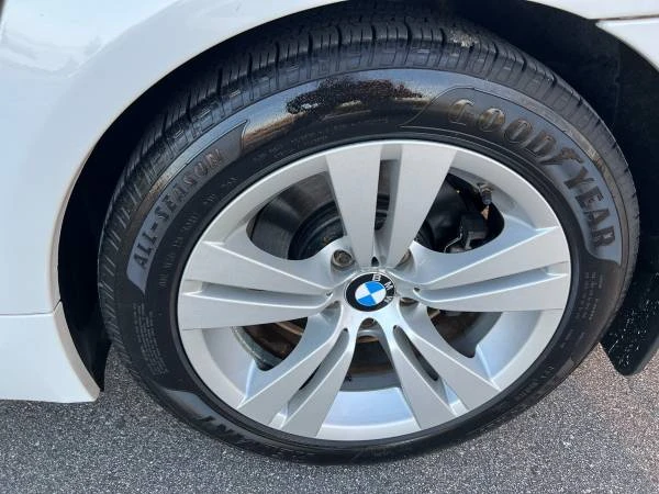 2010 BMW E60 5 Series Sedan - Image 16 of 17