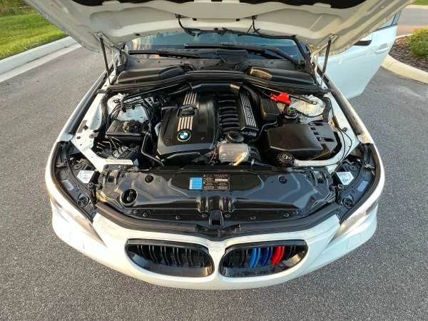 2010 BMW E60 5 Series Sedan - Image 14 of 17