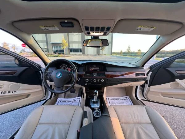 2010 BMW E60 5 Series Sedan - Image 9 of 17