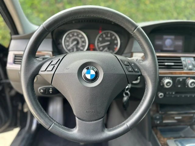 2010 BMW E60 5 Series Sedan - Image 18 of 21