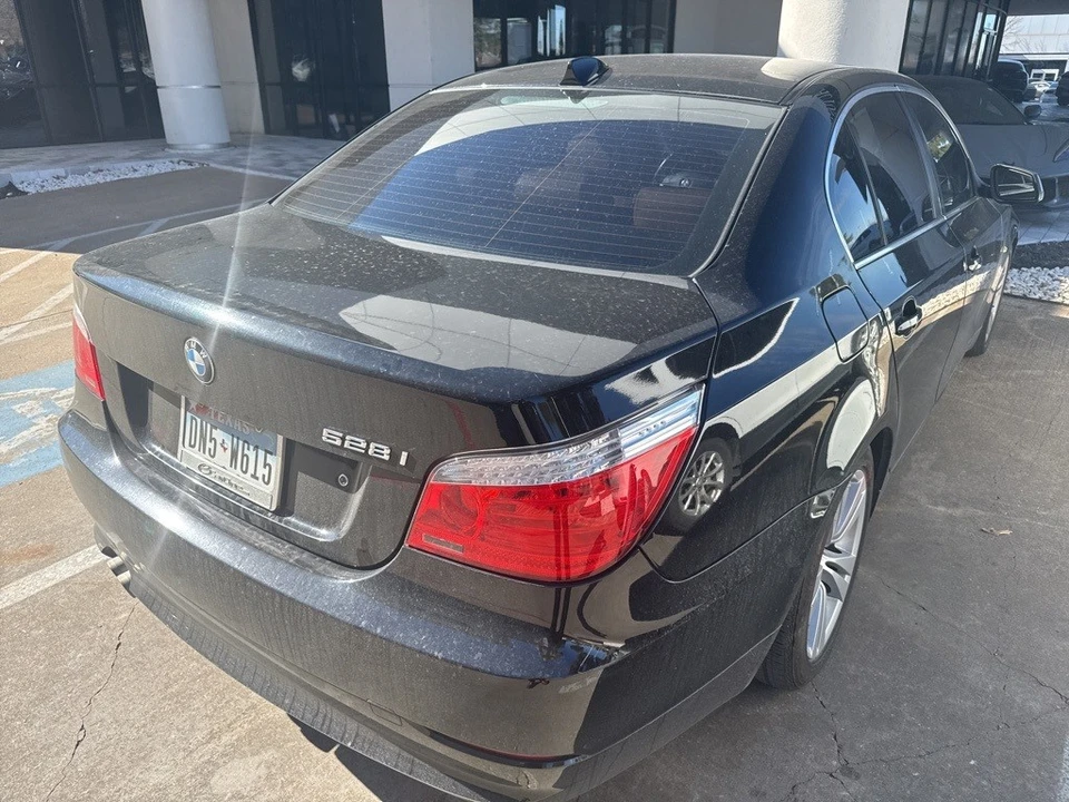 2010 BMW E60 5 Series Sedan - Image 4 of 8