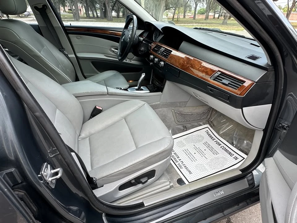 2010 BMW E60 5 Series Sedan - Image 10 of 20