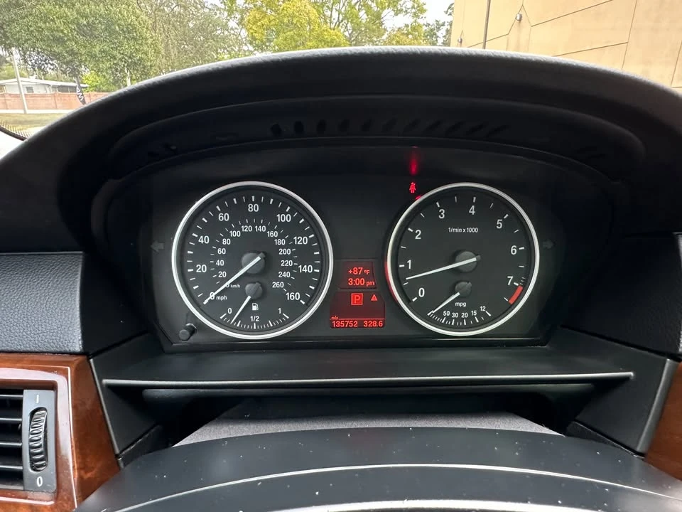 2010 BMW E60 5 Series Sedan - Image 16 of 20