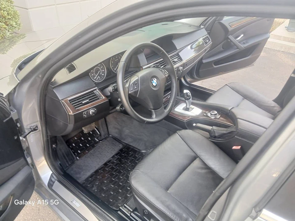 2010 BMW E60 5 Series Sedan - Image 10 of 24