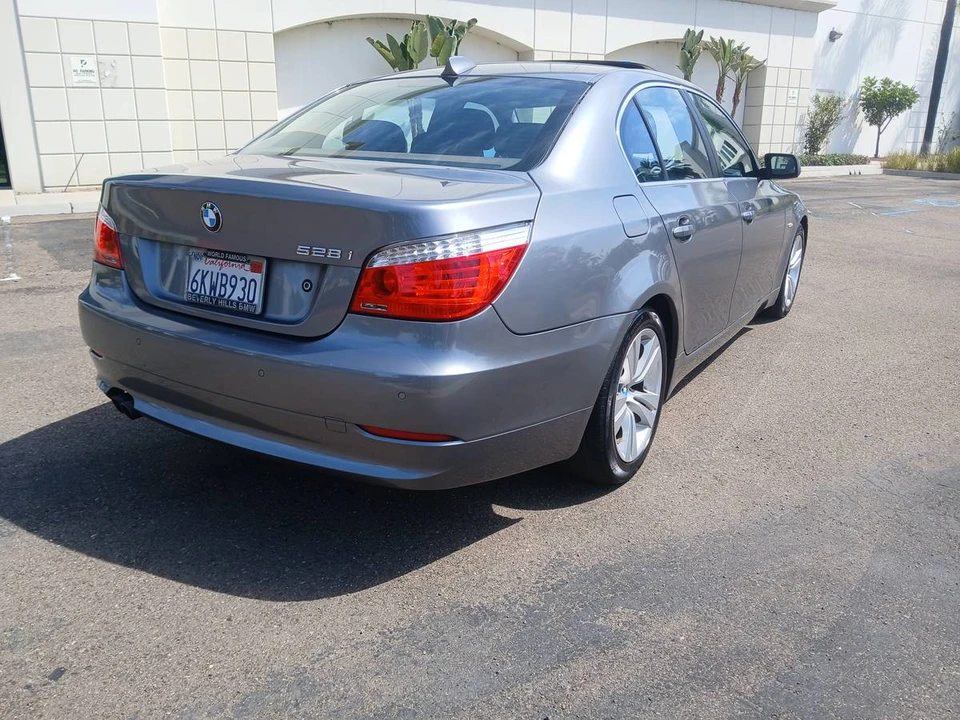 2010 BMW E60 5 Series Sedan - Image 5 of 24