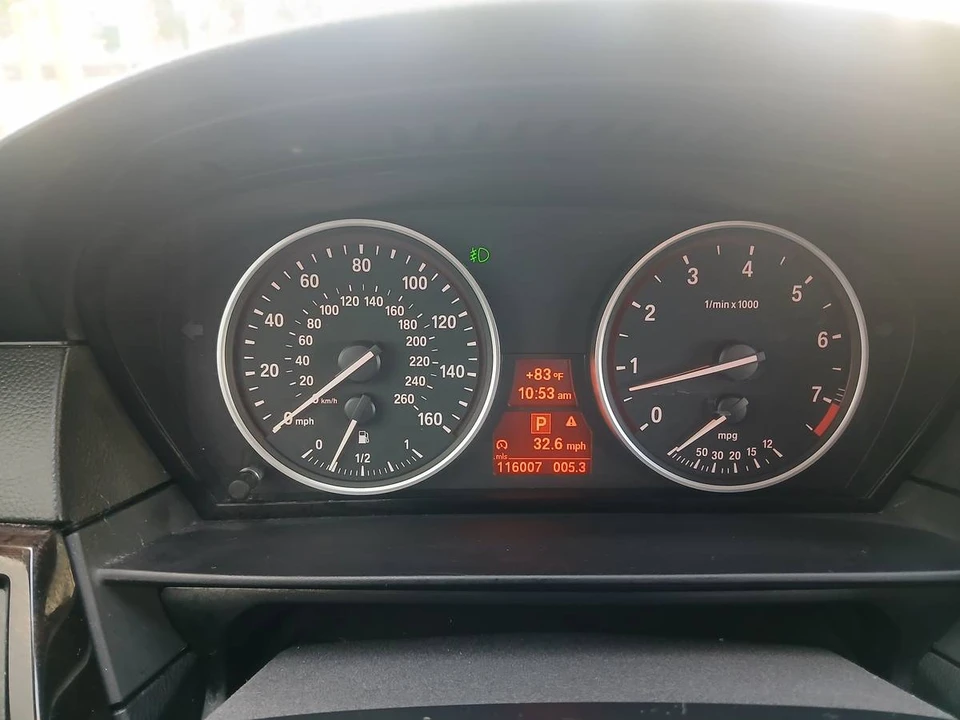 2010 BMW E60 5 Series Sedan - Image 19 of 24