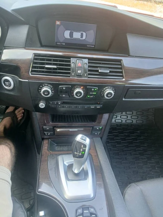 2010 BMW E60 5 Series Sedan - Image 18 of 24