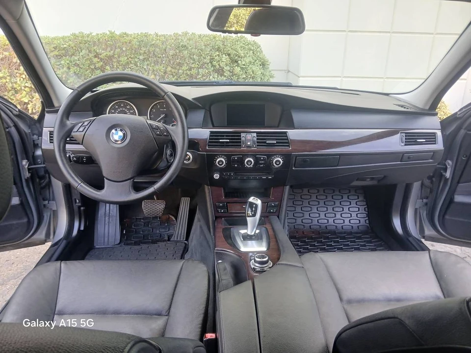 2010 BMW E60 5 Series Sedan - Image 17 of 24