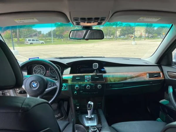 2010 BMW E60 5 Series Sedan - Image 13 of 17