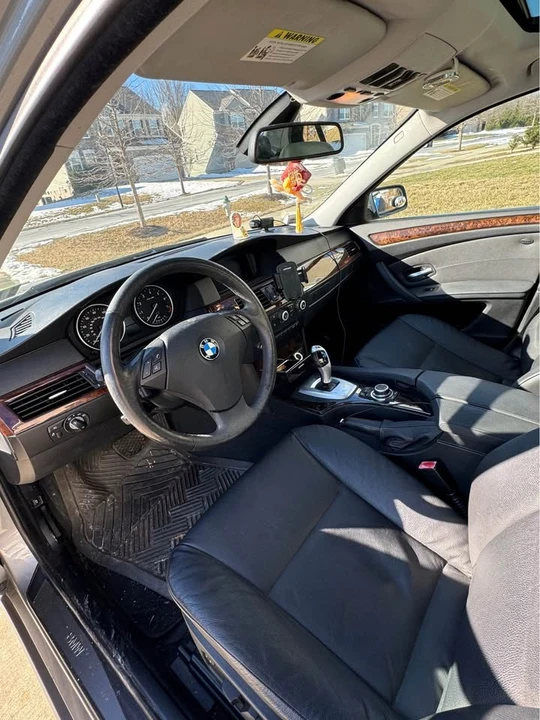 2010 BMW E60 5 Series Sedan - Image 9 of 10