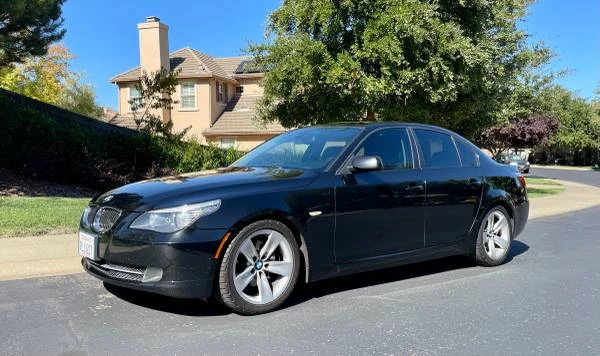 2010 BMW E60 5 Series Sedan - Image 2 of 9