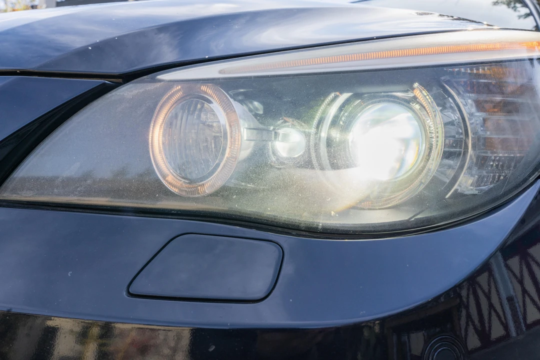 2010 BMW E60 5 Series Sedan - Image 22 of 31