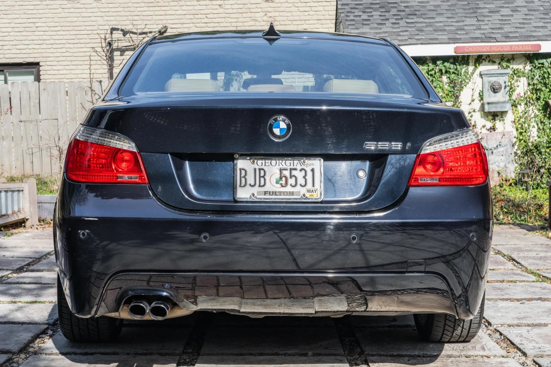 2010 BMW E60 5 Series Sedan - Image 5 of 31