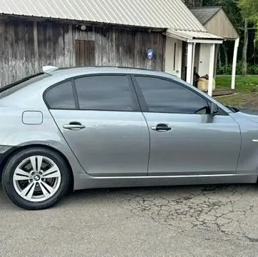 2010 BMW 528i