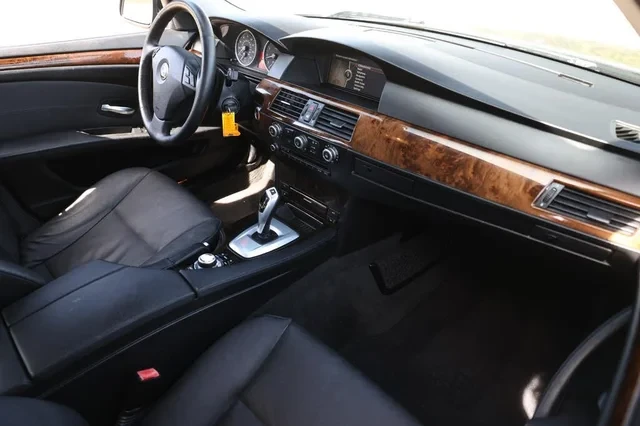 2010 BMW E60 5 Series Sedan - Image 16 of 16