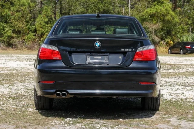 2010 BMW E60 5 Series Sedan - Image 5 of 16