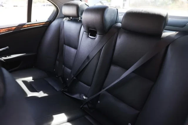 2010 BMW E60 5 Series Sedan - Image 6 of 16