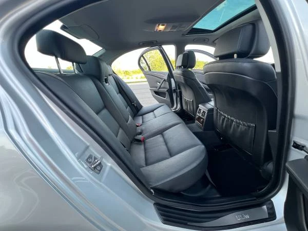 2010 BMW E60 5 Series Sedan - Image 8 of 19