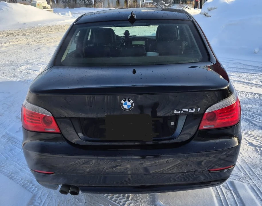 2010 BMW E60 5 Series Sedan - Image 11 of 13