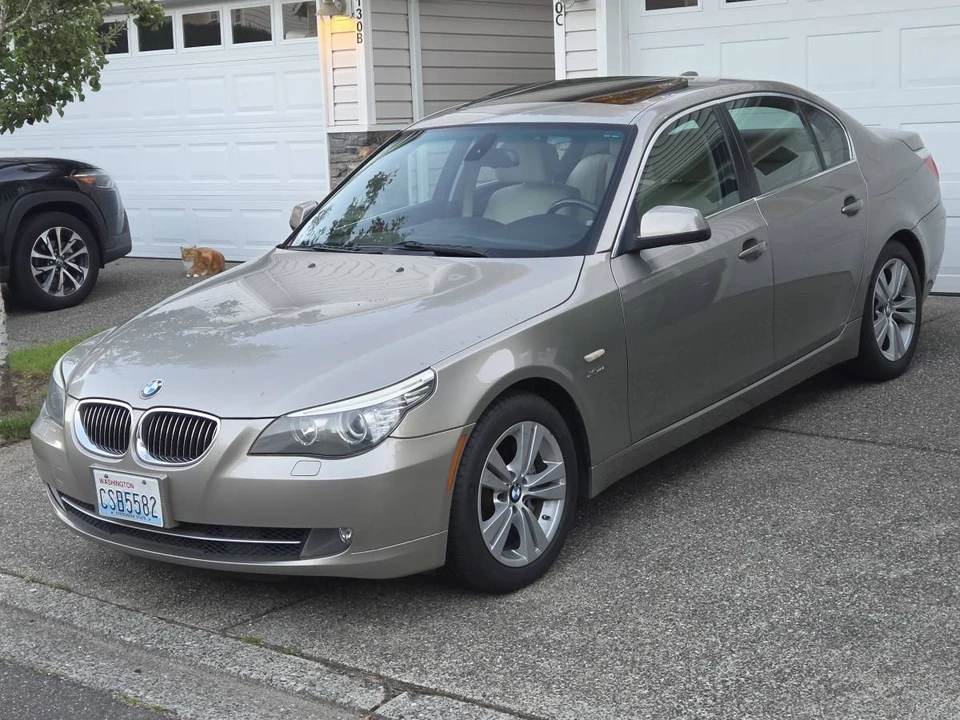 2010 BMW E60 5 Series Sedan - Image 7 of 18