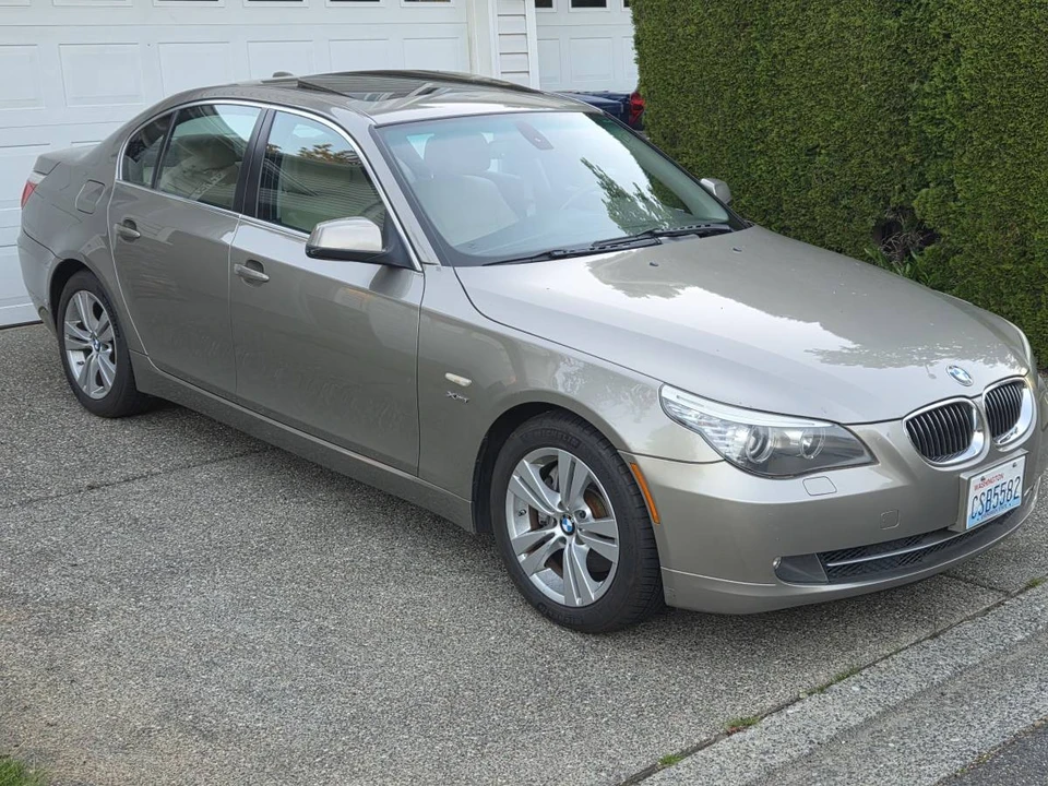 2010 BMW E60 5 Series Sedan - Image 12 of 18