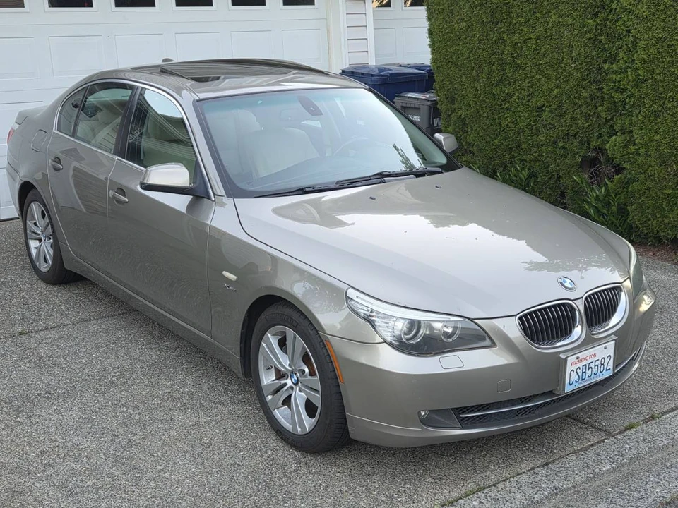 2010 BMW E60 5 Series Sedan - Image 9 of 18