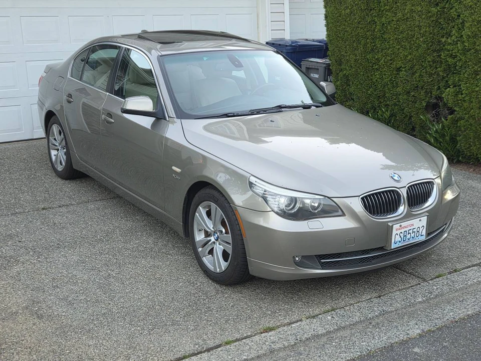 2010 BMW E60 5 Series Sedan - Image 8 of 18