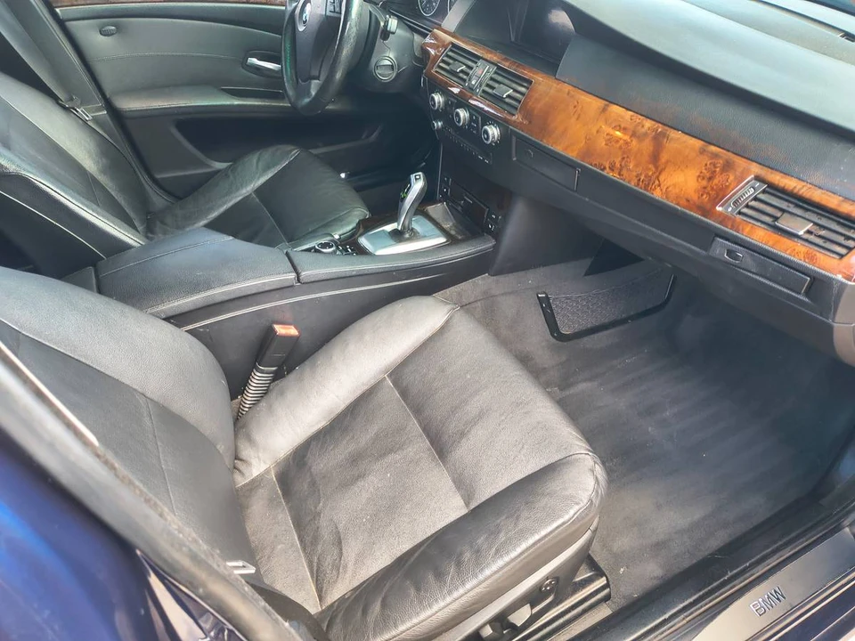 2010 BMW E60 5 Series Sedan - Image 9 of 10