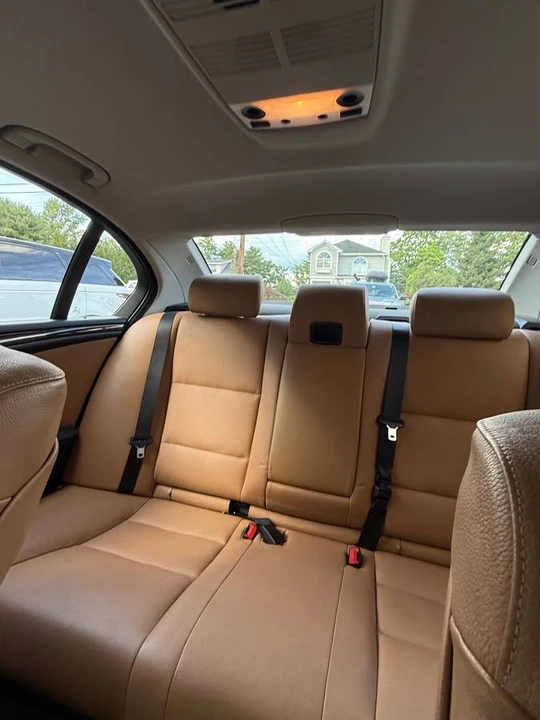 2010 BMW E60 5 Series Sedan - Image 9 of 10