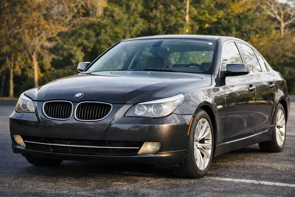 2010 BMW 5 Series - Image 3 of 12