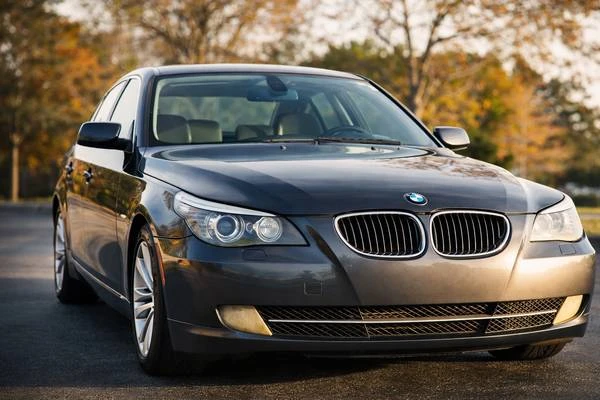 2010 BMW 5 Series - Image 4 of 12