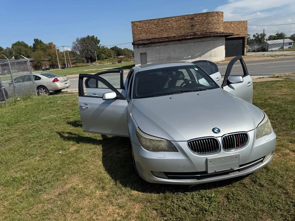 2010 BMW E60 5 Series Sedan - Image 5 of 15