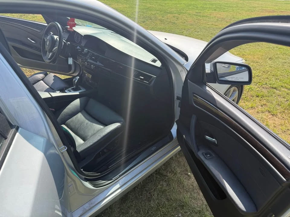 2010 BMW E60 5 Series Sedan - Image 2 of 15