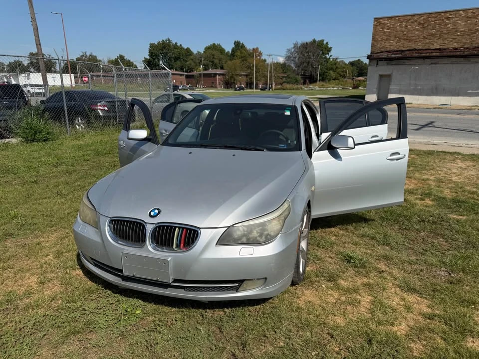 2010 BMW E60 5 Series Sedan - Image 4 of 15