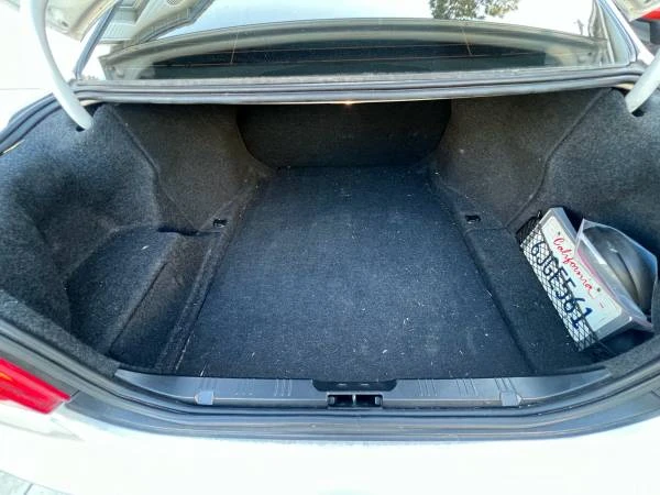 2010 BMW E60 5 Series Sedan - Image 17 of 21