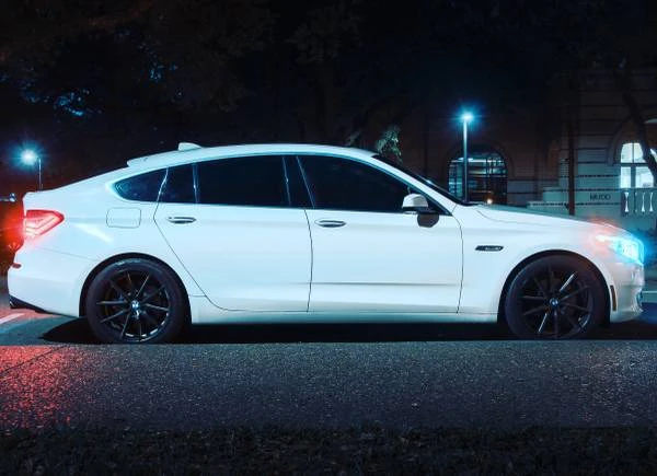 2010 BMW 5 Series - Image 10 of 13