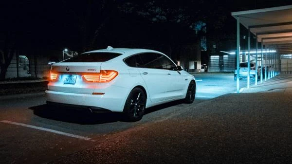 2010 BMW 5 Series - Image 11 of 13