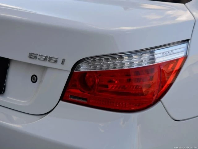 2010 BMW E60 5 Series Sedan - Image 18 of 21
