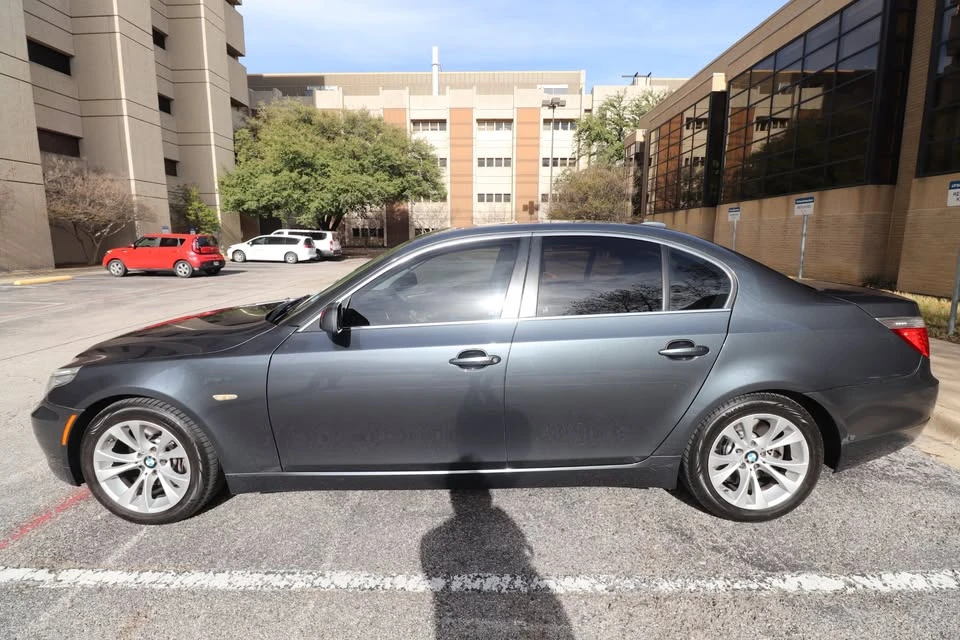 2010 BMW E60 5 Series Sedan - Image 7 of 19