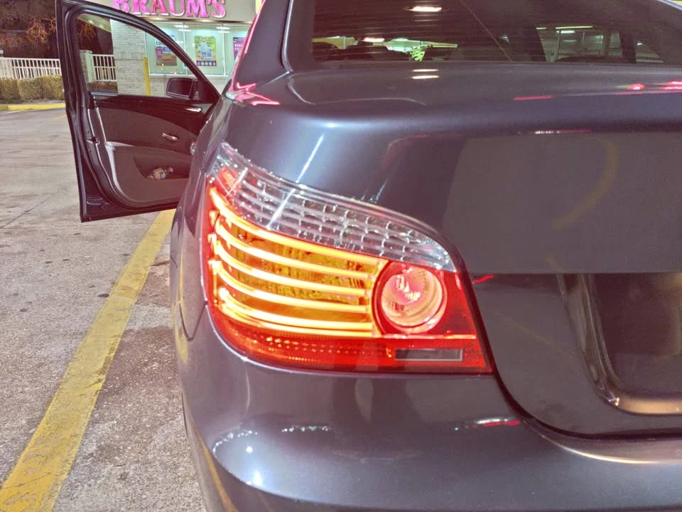 2010 BMW E60 5 Series Sedan - Image 17 of 19